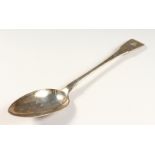A GEORGE III LONG HANDLED BASTING SPOON, FIDDLE PATTERN, with Earls Coronet crest. London 1800.