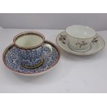 18TH CENTURY WORCESTER ROYAL LILY COFFEE CUP AND SAUCER AND A TEA BOWL AND SAUCER