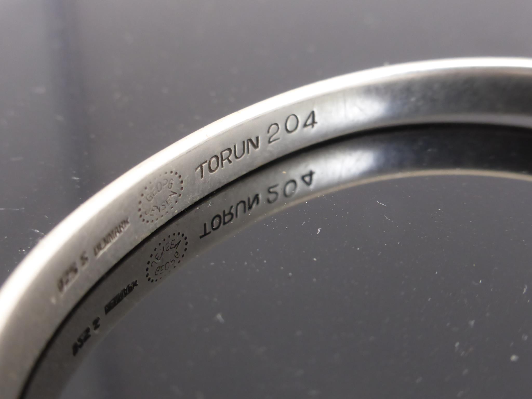 GEORG JENSEN SILVER BANGLE, TORUN 204, MARKED 925 DENMARK, WITH ORIGINAL BOX - Image 3 of 4