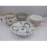 18TH CENTURY WORCESTER SAUCER, UNDERGLAZE BLUE IMMORTELLE PATTERN, FLUTED TEA BOWL AND 2 COFFEE