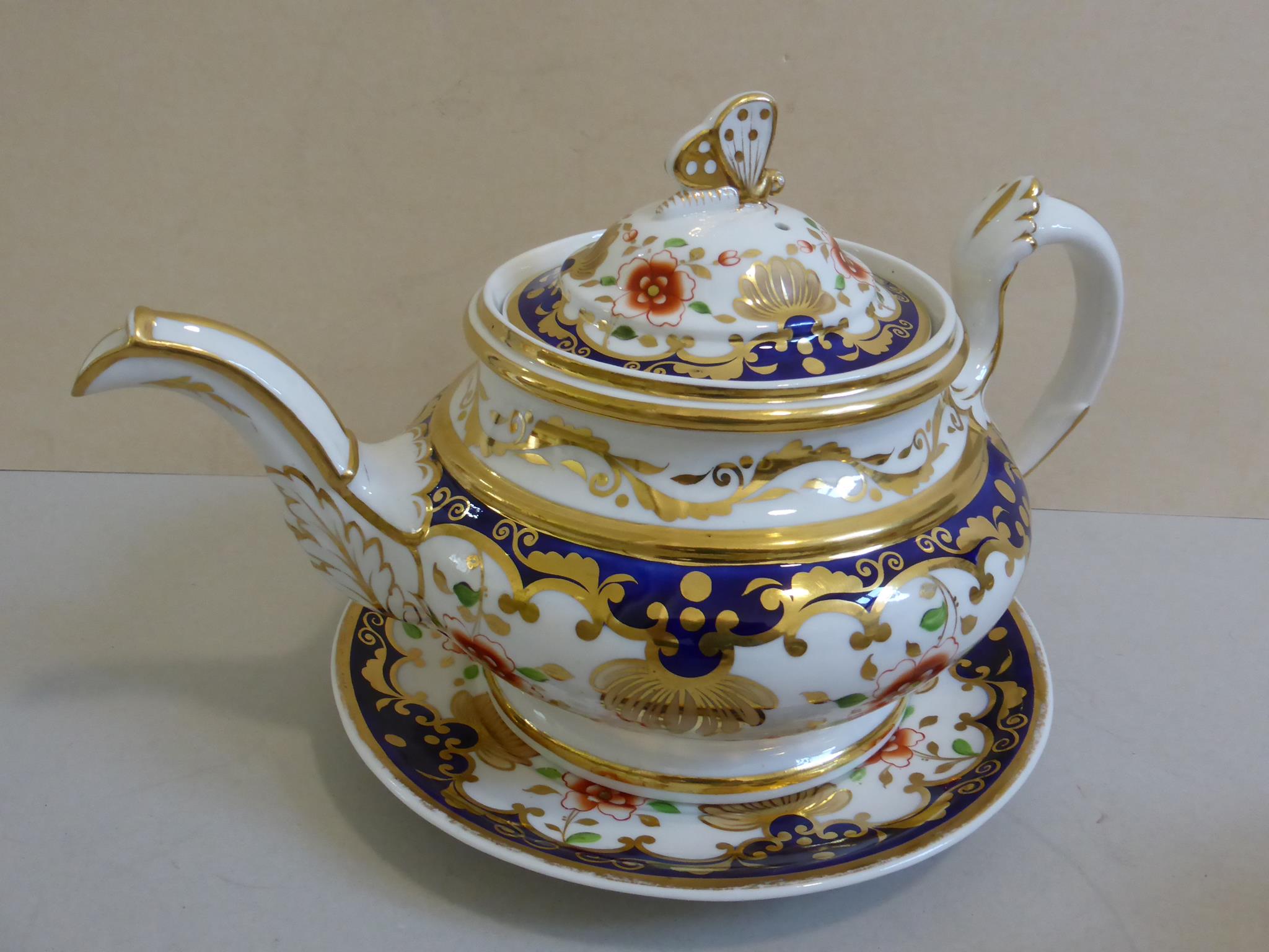 19TH CENTURY RIDGEWAY TEA SERVICE FOR 8 INC. TEAPOT, CREAM JUG AND SUCRIERE - Image 3 of 3