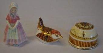 Royal Crown Derby Imari wren paperweight (chipped & no stopper),