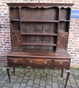 Georgian reproduction oak dresser on cabriole legs with small plaque with inscription 'This came