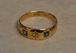 18ct gold diamond and sapphire 3 stone gypsy ring, total weight approx 2.