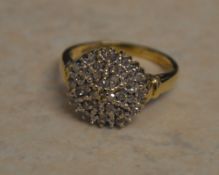 9ct gold diamond cluster ring, total diamonds approx 0.33ct, approx weight 3.