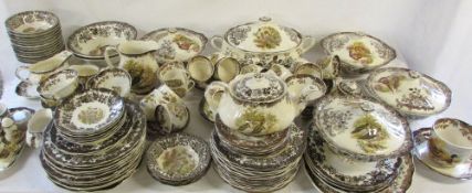 Extensive Worcester Palissy Game Series dinner service approx 128 pieces