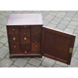 Sewing / work cabinet with internal drawers