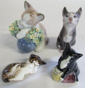 2 Royal Doulton cats,