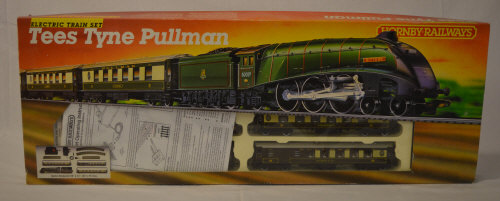 Boxed Hornby 'OO' gauge R770 'Tees Tyne Pullman' train set