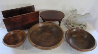 3 wooden graduated bowls, egg stand,