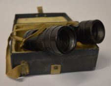 Pair of binoculars (no markings)