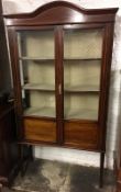 Edwardian mahogany display cabinet with boxwood stringing on tapering legs H 181 cm W 97cm D 30 cm