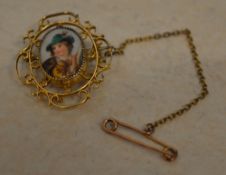 9ct gold Edwardian style brooch with safety chain, total approx weight 5.