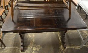 Draw leaf table