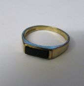 9ct gold ring weight 1.