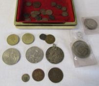 Various coins inc George III (1780)(mounted), silver jubilee crowns,