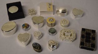 Approx 17 ex-shop stock modern trinket boxes
