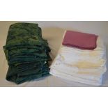 Approx 10 green tablecloths, 5 white tablecloths,