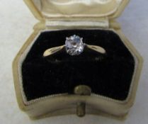 18ct gold diamond solitaire approx 0.