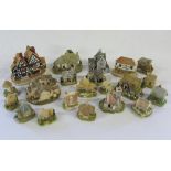 Assorted Lilliput Lane buildings inc Red Lion,