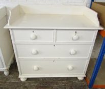 Victorian painted pine chest of drawers/washstand