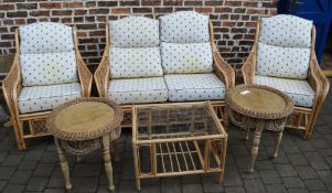 Wicker conservatory set (af)