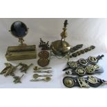 Assorted brassware inc ducks,