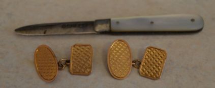 Pair of 9ct cufflinks (approx weight 5.