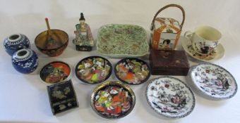 Selection of Oriental style ceramics and boxes etc