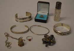 Quantity of silver including bangles,