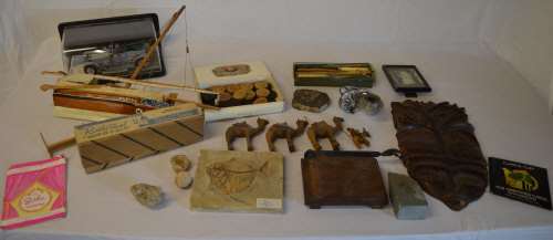 Various fossils, treen,