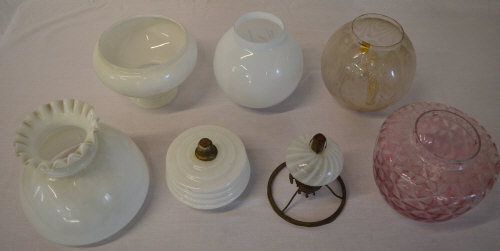 Approx 7 oil lamp shades (AF)