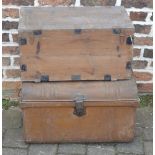 Tin trunk & wooden box