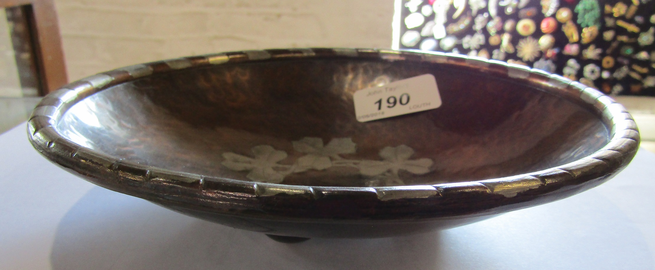 Arts & Crafts copper and pewter banded bowl with central clover motif, - Image 3 of 6