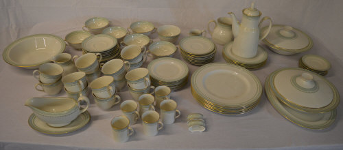 Large Royal Doulton 'Berkshire' part dinner / coffee service (AF)