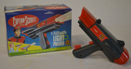 A Vivid Imaginations made Captain Scarlet ' Mysterons Light Phaser Gun ' with original box - Image 2 of 2