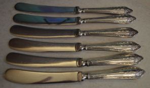 6 silver handled butter knives, Sheffield 1924, total approx weight 4.