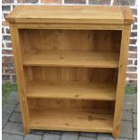 Modern oak bookcase H110cm W89cm
