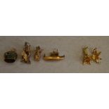 4 9ct gold charms and 2 yellow metal charms, total approx weight 8.