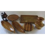 Various treen inc tray and frog