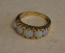 9ct gold 5 stone opal ring, total approx weight 3.
