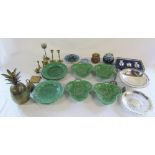 Assorted ceramics inc majolica plates and leaf dishes (af), Spode and Alvingham,