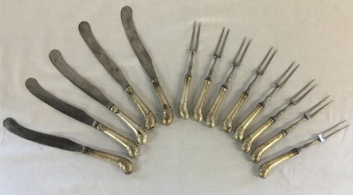 5 Georgian knives & 8 forks with silver plate pistol grip handles