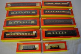 10 Hornby boxed carriages and wagons