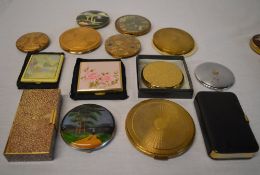 Approx 14 good quality powder compacts