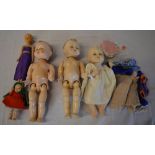 Various dolls,