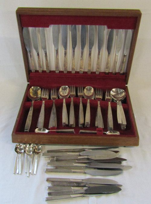 Canteen of cutlery plus extra