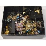 Small box of mixed costume jewellery