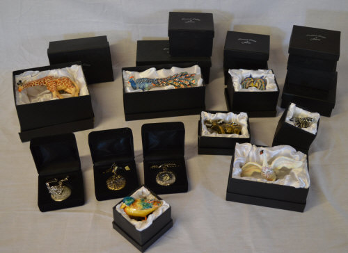 Ex shop stock - Quantity of Treasured Trinkets animal shaped trinket pots