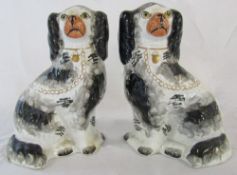 Pair of Staffordshire style dogs H 24 cm